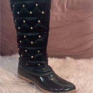 Black Quilted Women's Boots